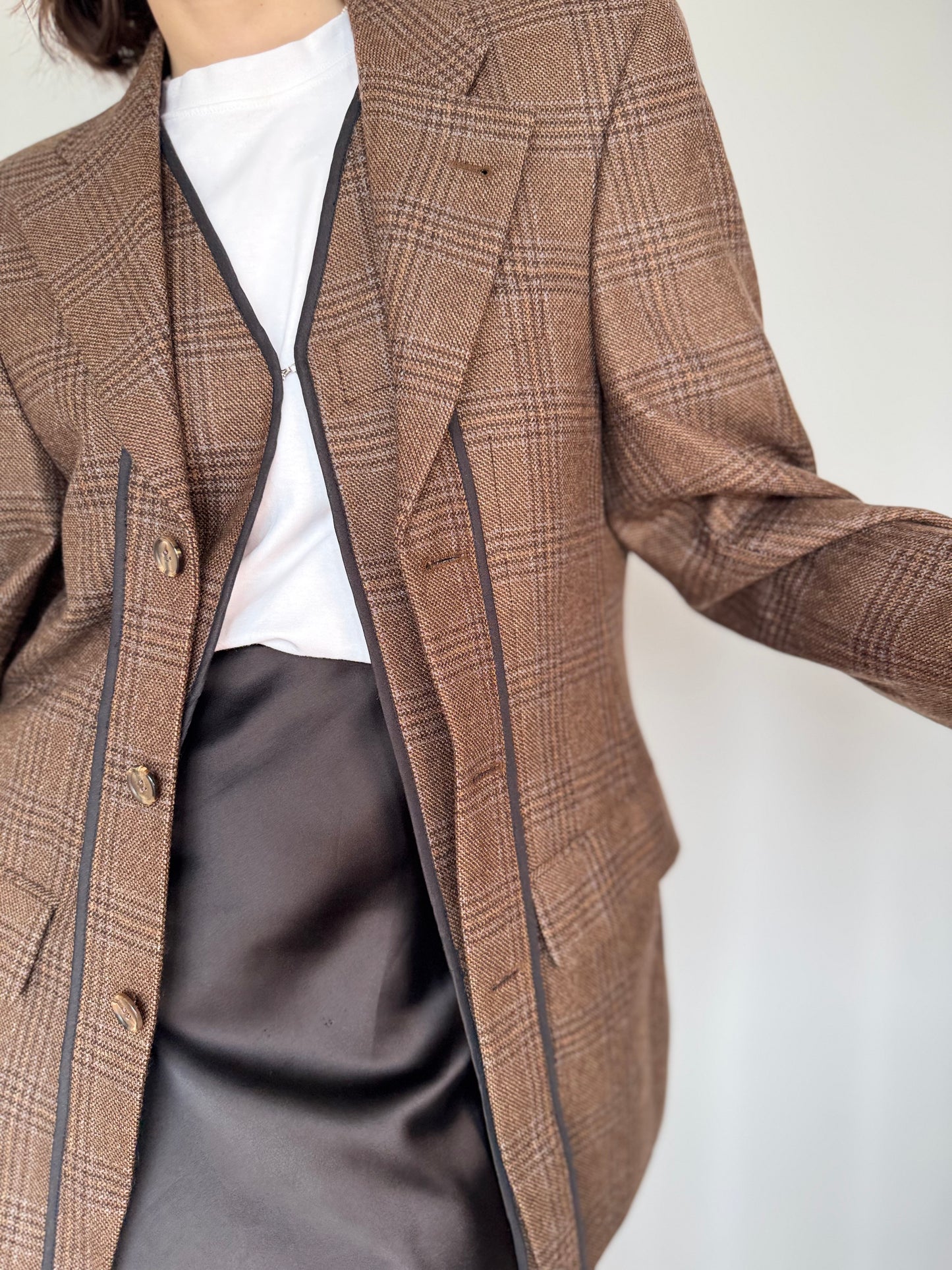 Deconstructed Brown Wool Blazer with Detachable Collar