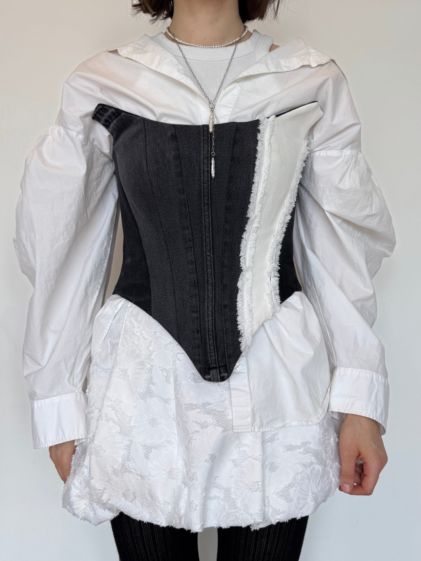 SCAR Corset in black and white [Pre-order]