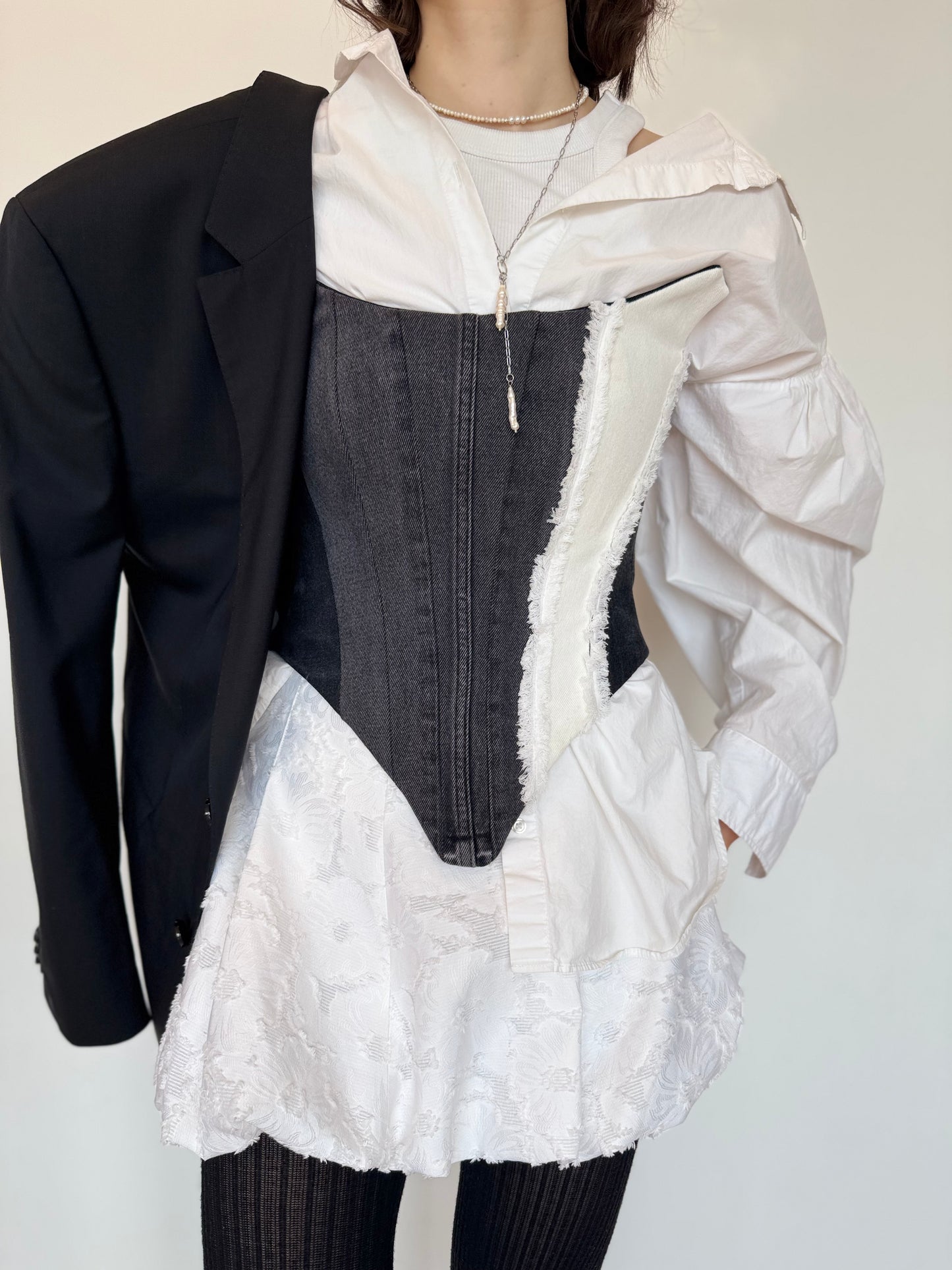 SCAR Corset in black and white [Pre-order]